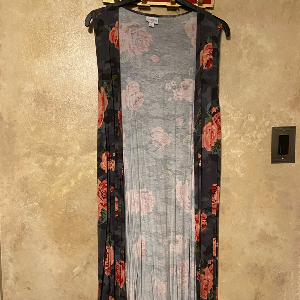 M LuLaRoe Joy Vest